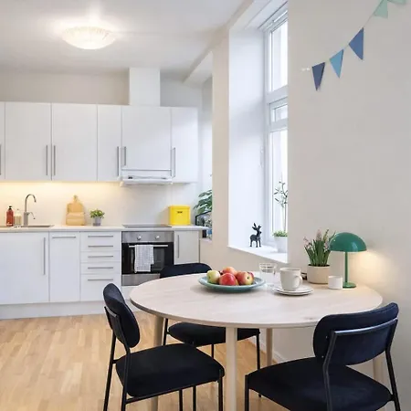 Modern Panoramic View In Heart Of Lejlighed *